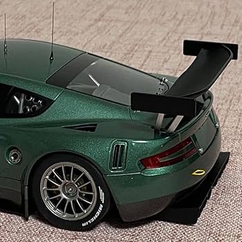 ミニカー AUTOart Aston Martin DBR9 Plain Body Amazon | オートアート／AUTOart：1/18 アストンマーチン／Astnn